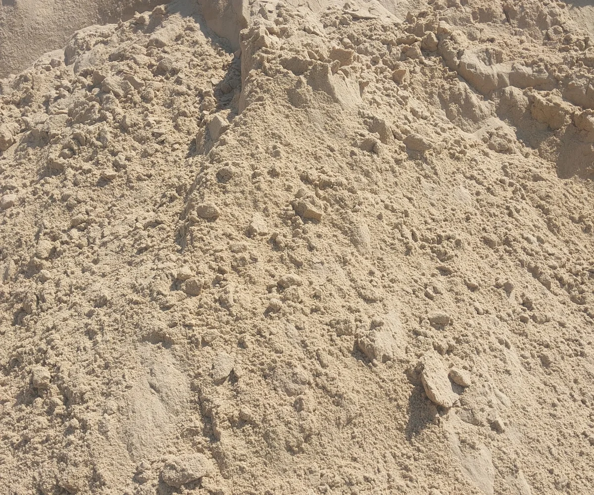 Piasek budowlany dostępny w składzie w Mikołowie